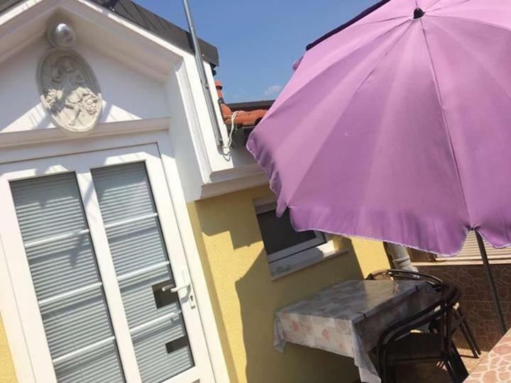 Apartmani Djura Selce Exterior foto